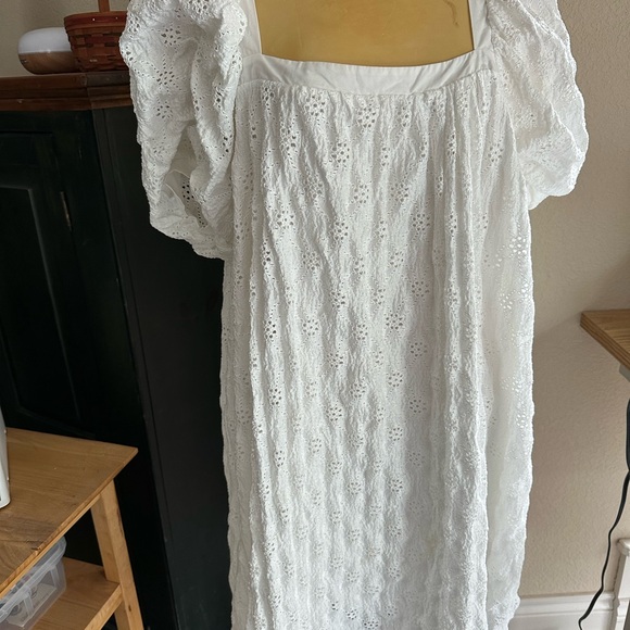 Anthropologie Dresses & Skirts - Anthropologie White Puff Sleeve Square Neck Dress